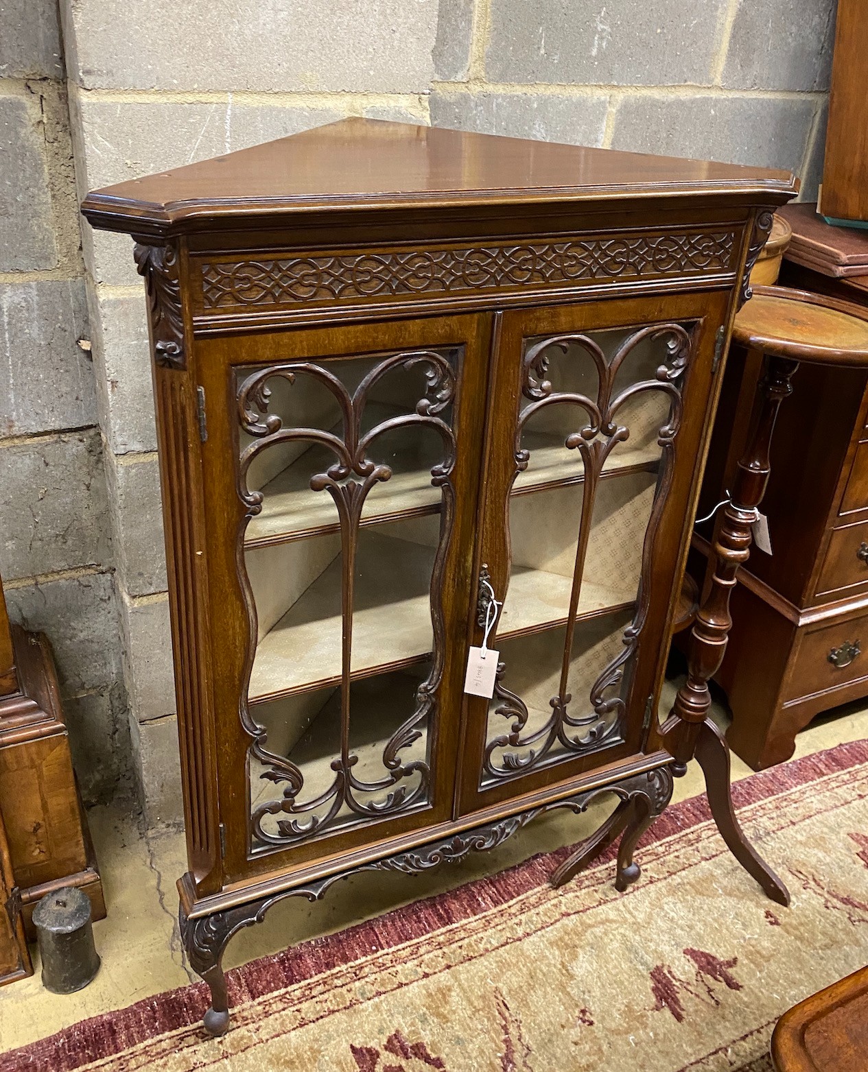 A Victorian mahogany standing corner cabinet, width 78cm, depth 42cm, height 112cm